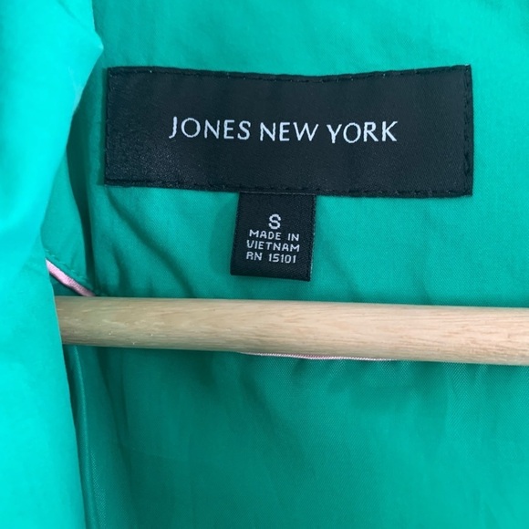 Green Hooded Spring Jacket - Small - Picture 8 of 8